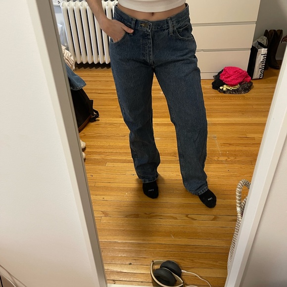 Wrangler Dark Wash Jeans - Picture 2 of 6